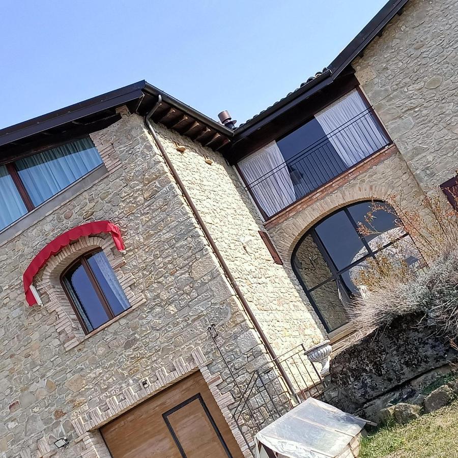Agriturismo La Casetta - Ospitalita Rurale Familiare Montese Exteriör bild