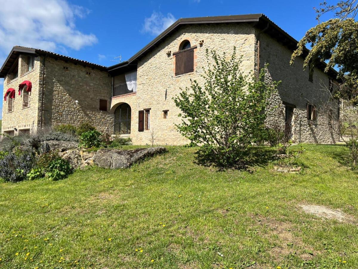 Agriturismo La Casetta - Ospitalita Rurale Familiare Montese Exteriör bild